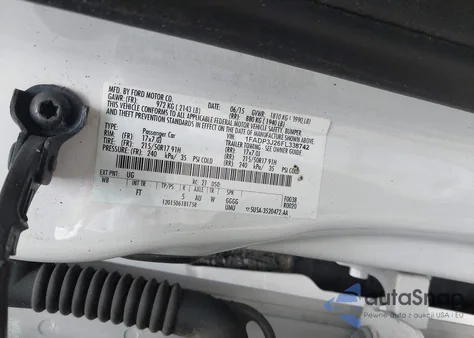 2015 Ford Focus Titanium из США, поврежденный, VIN 1FADP3J26FL338742